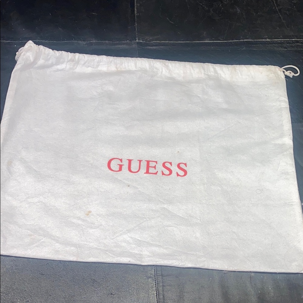 Guess White dust Bag with Red Logo